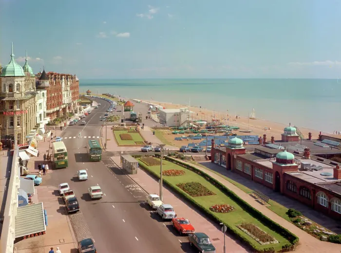 Framed Print : Marina Parade, Bexhill-on-Sea Framed Print : Marina Parade, Bexhill-on-Sea