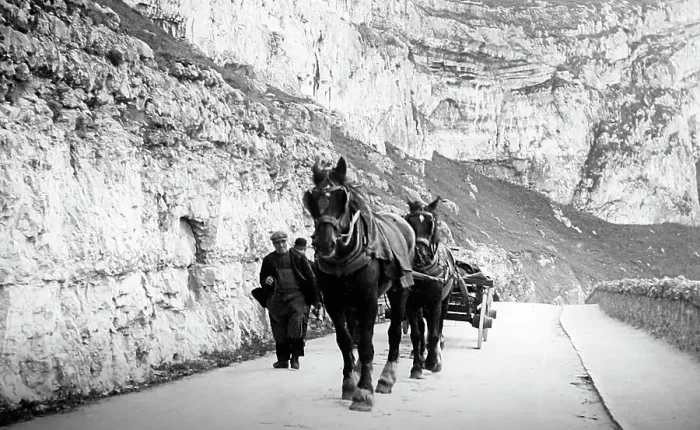 Framed Print : Marine Drive, Llandudno, Wales, early 1900s Framed Print : Marine Drive, Llandudno, Wales, early 1900s