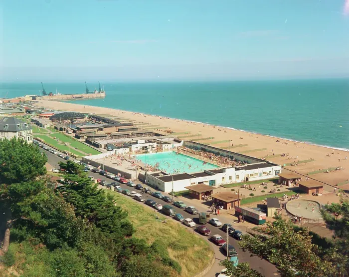 Framed Print : Marine Gardens, Folkestone Framed Print : Marine Gardens, Folkestone