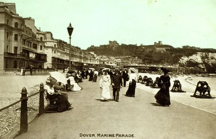 Framed Print : Marine Parade, Dover, Kent Framed Print : Marine Parade, Dover, Kent