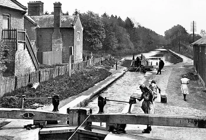 Framed Print : Market Drayton Tykley Locks early 1900s Framed Print : Market Drayton Tykley Locks early 1900s