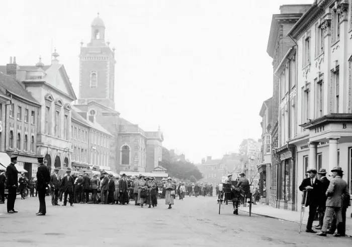 Framed Print : Market Place, Blandford Forum early 1900's Framed Print : Market Place, Blandford Forum early 1900's
