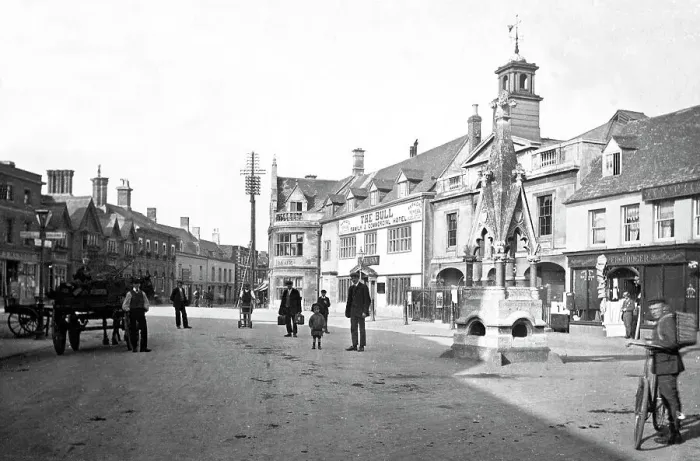 Framed Print : Market Place, Bourne Framed Print : Market Place, Bourne