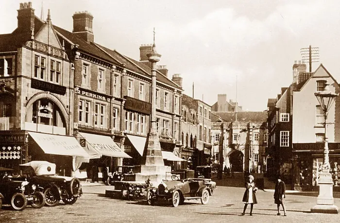 Framed Print : Market Place, Grantham Framed Print : Market Place, Grantham