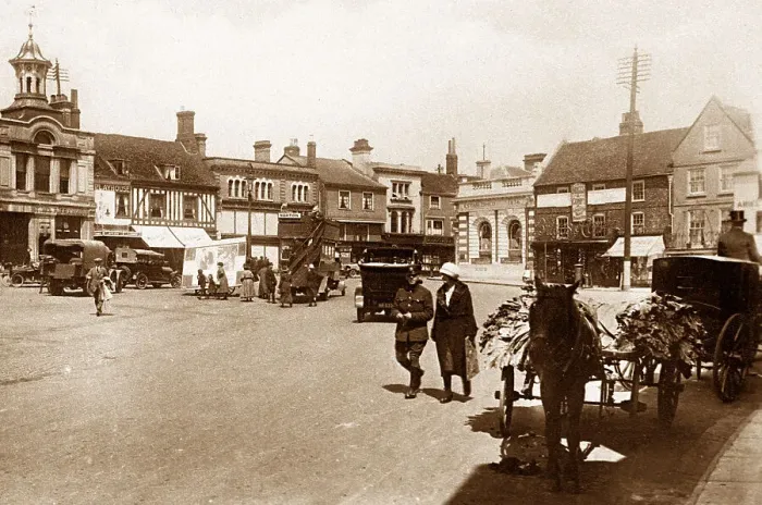 Framed Print : Market Place, Hitchin Framed Print : Market Place, Hitchin