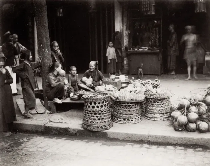 Framed Print : Market scene, stallholders selling food, Vietnam Framed Print : Market scene, stallholders selling food, Vietnam
