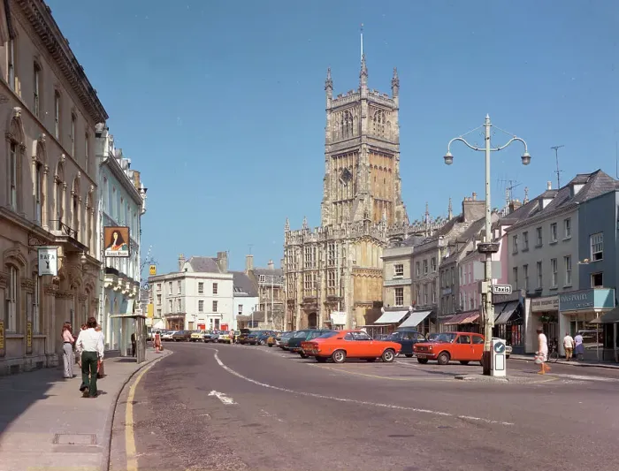 Framed Print : Market Square and church, Cirencester Framed Print : Market Square and church, Cirencester