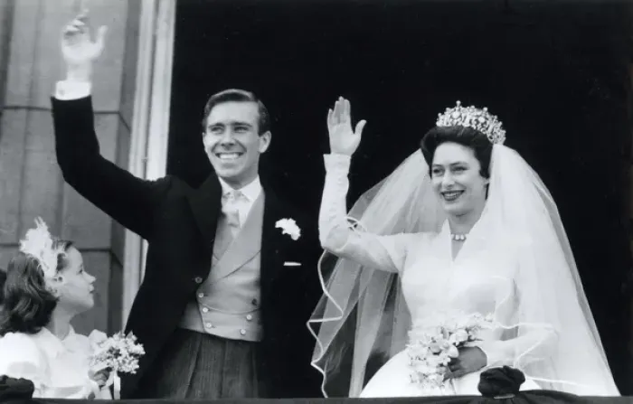 Framed Print : Marriage HRH The Princess Margaret & Anthony Armstrong-Jones Framed Print : Marriage HRH The Princess Margaret & Anthony Armstrong-Jones
