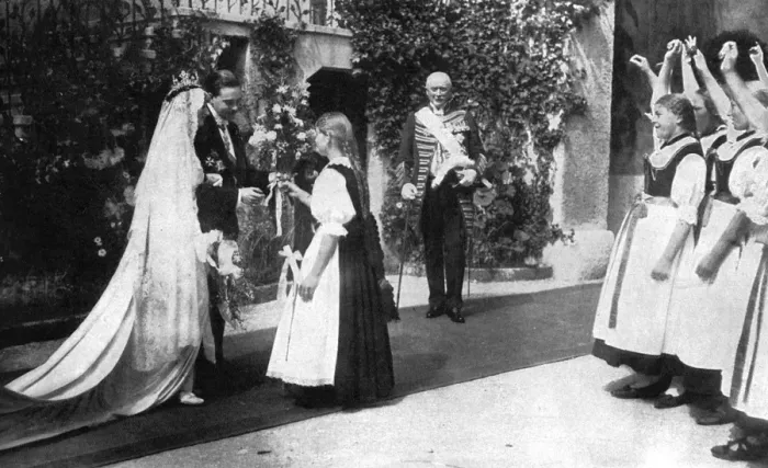 Framed Print : Marriage of King Manuel of Portugal Framed Print : Marriage of King Manuel of Portugal
