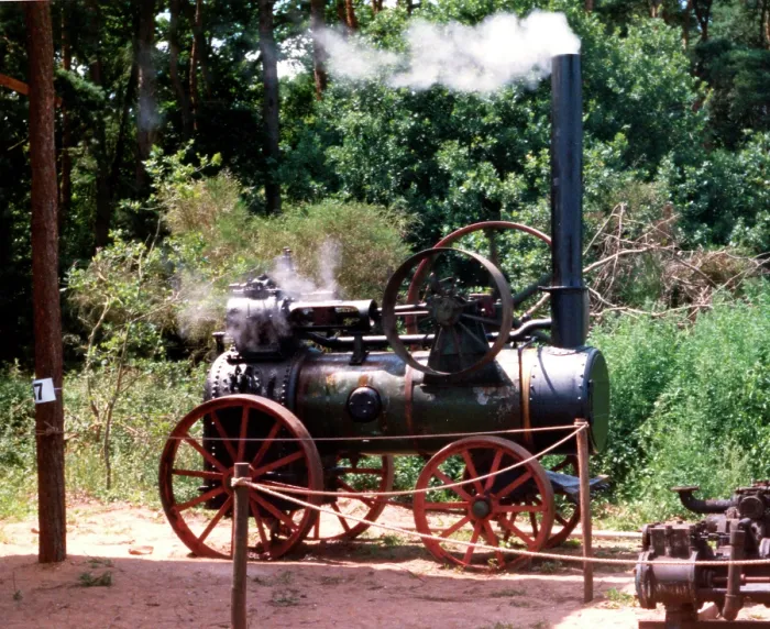 Framed Print : Marshall 7Nhp Portable Engine Framed Print : Marshall 7Nhp Portable Engine
