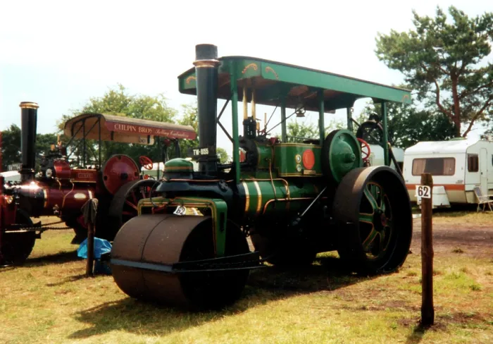 Framed Print : Marshall Road Roller number: 82206, Primrose Framed Print : Marshall Road Roller number: 82206, Primrose