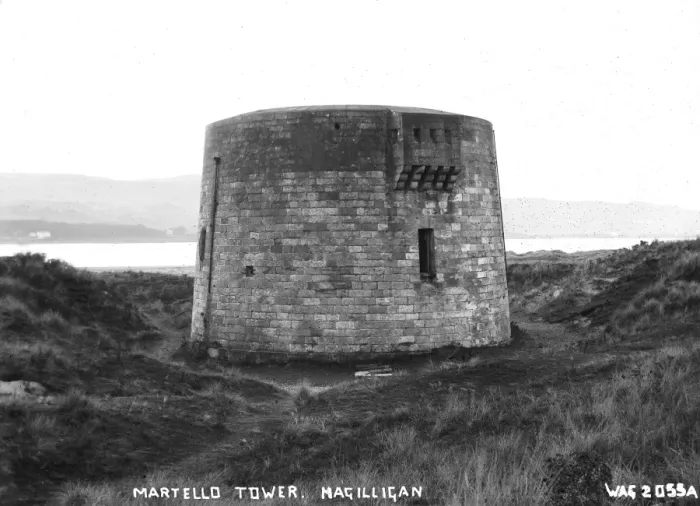 Framed Print : Martello Tower, Magilligan Framed Print : Martello Tower, Magilligan