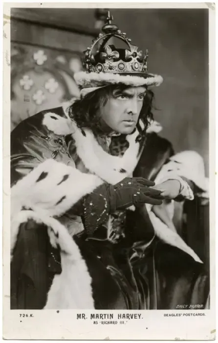Framed Print : Martin Harvey as Richard III Framed Print : Martin Harvey as Richard III
