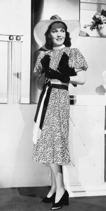 Framed Print : Maureen O?Sullivan in Hold That Kiss (1938) Framed Print : Maureen O?Sullivan in Hold That Kiss (1938)