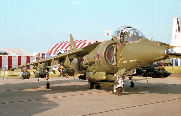 McDonnell Douglas - British Aerospace Harrier GR. 7 ZG861