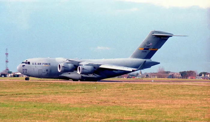 Framed Print : McDonnell Douglas C-17A Globemaster III 92-3292 Framed Print : McDonnell Douglas C-17A Globemaster III 92-3292