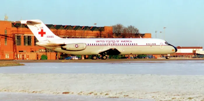 Framed Print : McDonnell Douglas C-9A Nightingale 71-0880 Framed Print : McDonnell Douglas C-9A Nightingale 71-0880