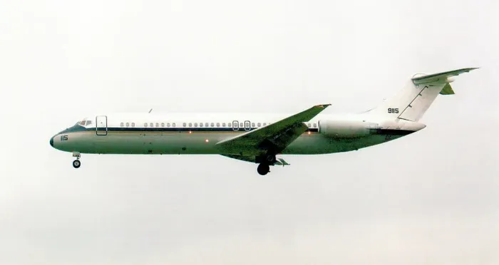 Framed Print : McDonnell Douglas C-9B Skytrain II 159115