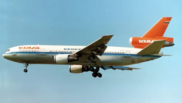 Framed Print : McDonnell Douglas DC-10 YV-137C Framed Print : McDonnell Douglas DC-10 YV-137C