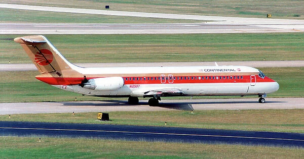 McDonnell Douglas DC-9-32 N12507
