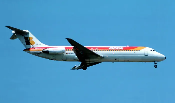 Framed Print : McDonnell Douglas DC-9 EC-BIS Framed Print : McDonnell Douglas DC-9 EC-BIS