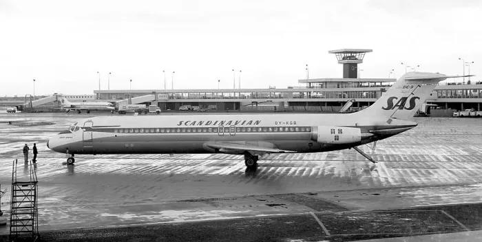 Framed Print : McDonnell Douglas DC-9 OY-KGB Framed Print : McDonnell Douglas DC-9 OY-KGB