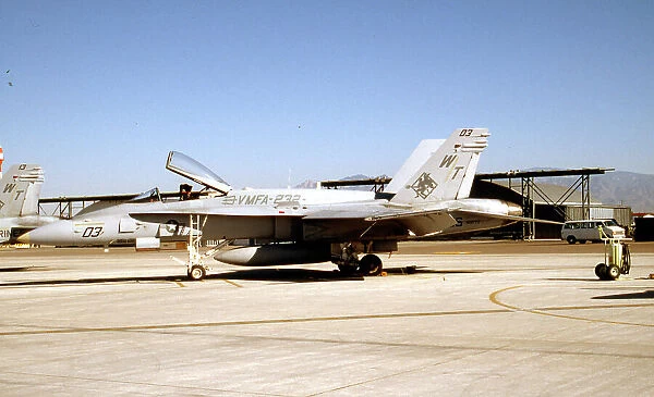 McDonnell Douglas F - A-18C Hornet 163773