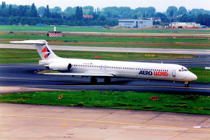 Framed Print : McDonnell Douglas MD-83 D-ALLQ Framed Print : McDonnell Douglas MD-83 D-ALLQ