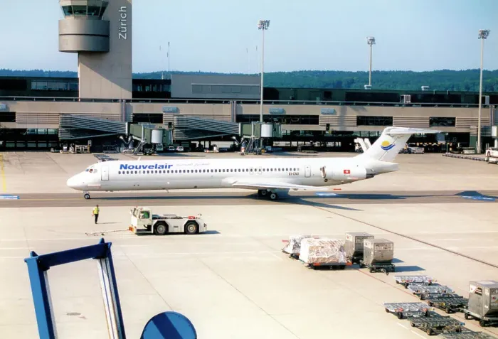 Framed Print : McDonnell Douglas MD-83 EI-CNO Framed Print : McDonnell Douglas MD-83 EI-CNO