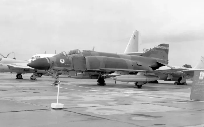 Framed Print : McDonnell Douglas Phantom FGR. 2 XT895 P Framed Print : McDonnell Douglas Phantom FGR. 2 XT895 P