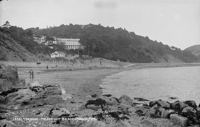 Framed Print : Meadfoot Beach, Torquay Framed Print : Meadfoot Beach, Torquay