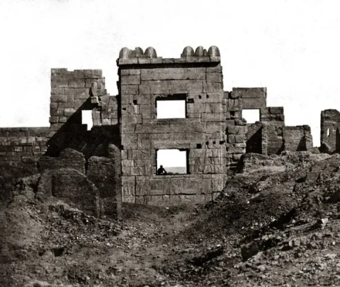 Framed Print : Medinet Abu, Egypt, 1850s (Maxime Du Camp) Framed Print : Medinet Abu, Egypt, 1850s (Maxime Du Camp)