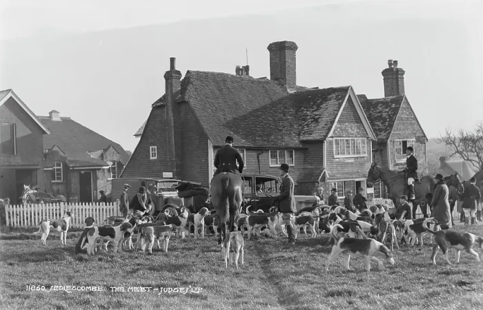 Framed Print : The Meet at Sedlescombe Framed Print : The Meet at Sedlescombe