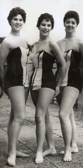 Framed Print : Members of Synchronised Swimming Team, Bournemouth Framed Print : Members of Synchronised Swimming Team, Bournemouth