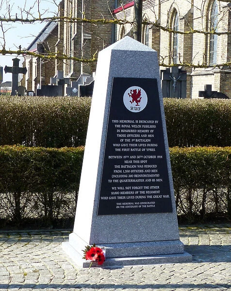 Memorial to 1st Bn Royal Welsh Fusiliers, Zandvoorde