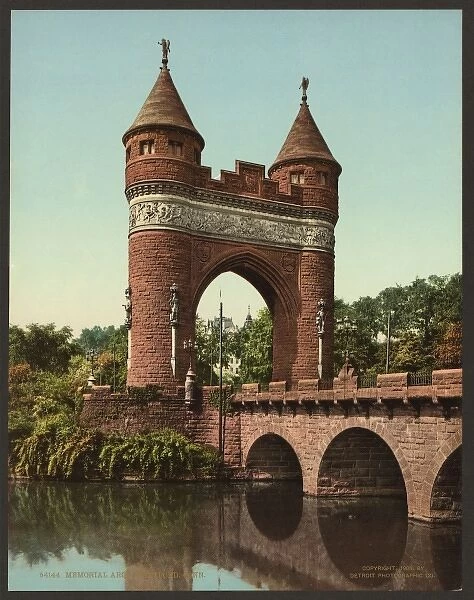 Memorial Arch, Hartford, Conn