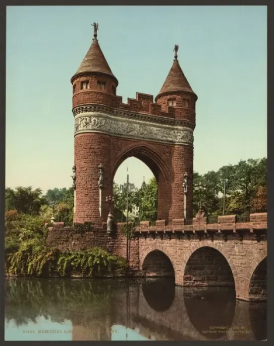 Framed Print : Memorial Arch, Hartford, Conn Framed Print : Memorial Arch, Hartford, Conn