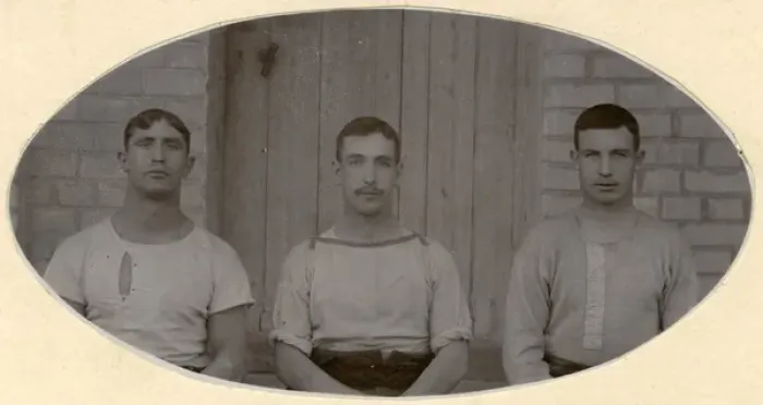 Framed Print : Three men, British soldiers from the Royal Inniskilling Fusiliers posted to China Framed Print : Three men, British soldiers from the Royal Inniskilling Fusiliers posted to China