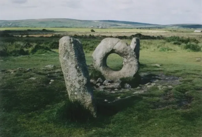 Framed Print : Men-An-Tol Stones Framed Print : Men-An-Tol Stones