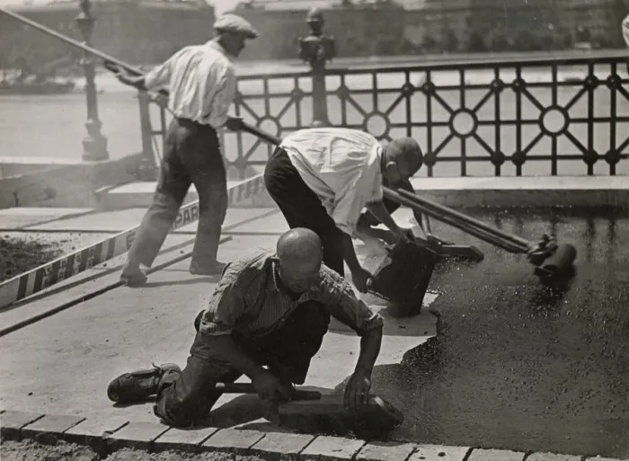 Framed Print : Men asphalting a street. Date: 1930s Framed Print : Men asphalting a street. Date: 1930s