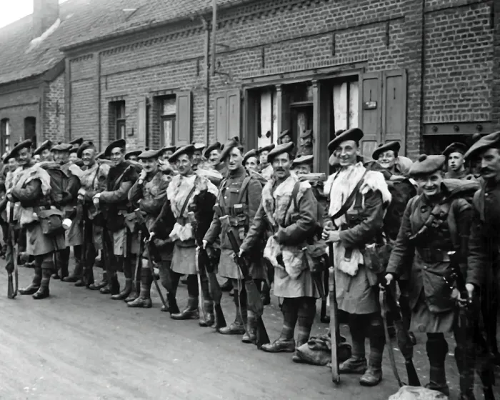 Framed Print : Men of the Black Watch near Western Front, WW1 Framed Print : Men of the Black Watch near Western Front, WW1