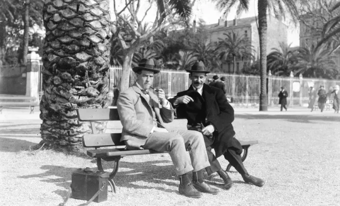 Framed Print : Two men outside Hotel Grey D Albion, Cannes Framed Print : Two men outside Hotel Grey D Albion, Cannes
