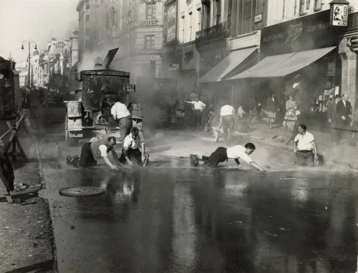 Framed Print : Men in white shirts asphalting The Strand, London, outside Boots the Chemists Framed Print : Men in white shirts asphalting The Strand, London, outside Boots the Chemists