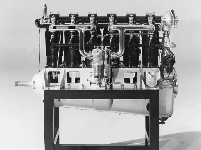 Framed Print : Mercedes D. III, 160hp 6-cylinder water-cooled aero-engine Framed Print : Mercedes D. III, 160hp 6-cylinder water-cooled aero-engine