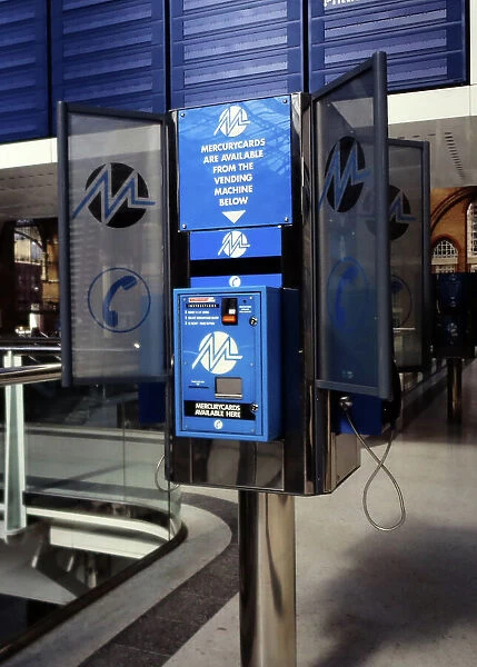 Mercurycard telephone and vending machine London 1980s