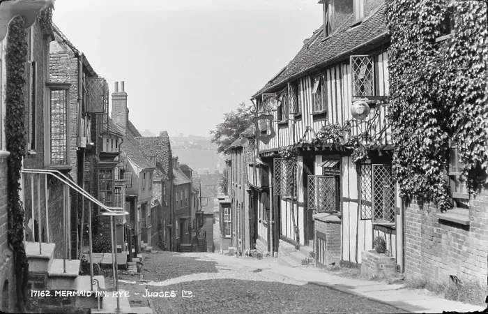 Framed Print : Mermaid Inn in Rye Framed Print : Mermaid Inn in Rye