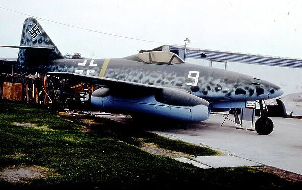 Messerschmitt Me 262A T2-4012 - White 9