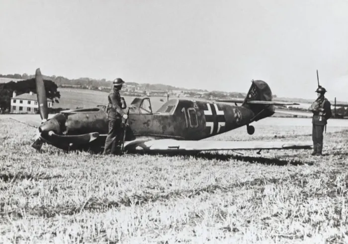Framed Print : Messerschmitt Bf-109E Framed Print : Messerschmitt Bf-109E