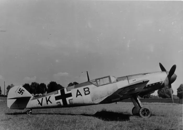 Framed Print : Messerschmitt Bf109F Framed Print : Messerschmitt Bf109F