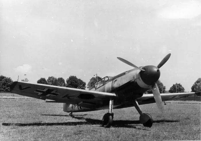 Framed Print : Messerschmitt Bf109F Framed Print : Messerschmitt Bf109F